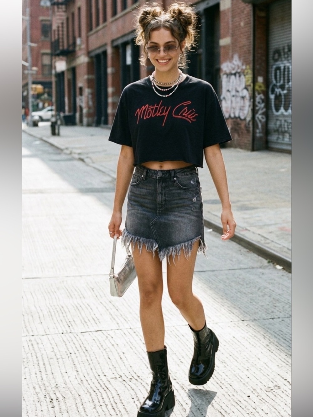 Free People Bailey Maverick
Denim Skirt Size 25 Frayed Hem